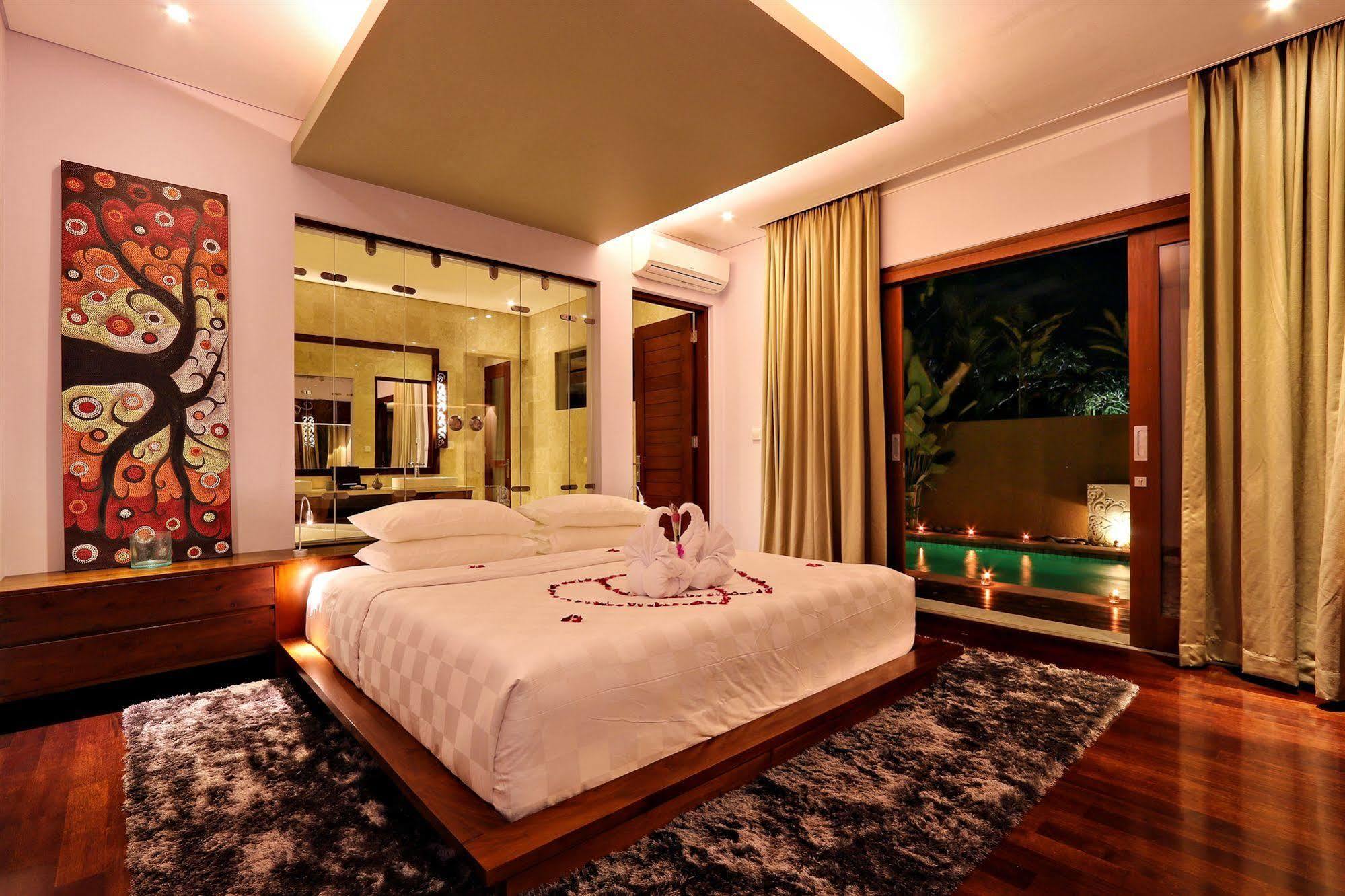 The Kasih Villas & Spa Seminyak Buitenkant foto