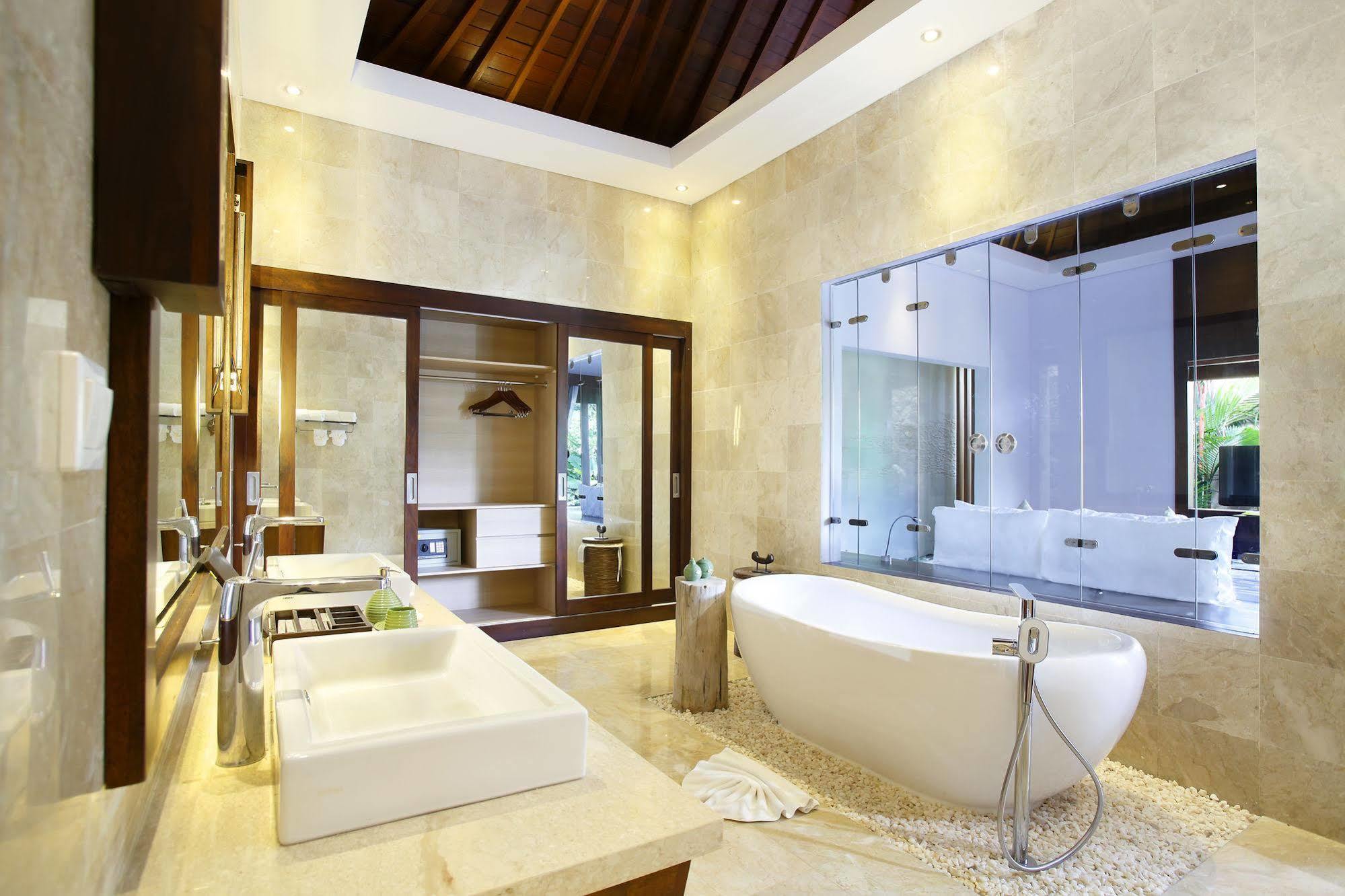 The Kasih Villas & Spa Seminyak Buitenkant foto
