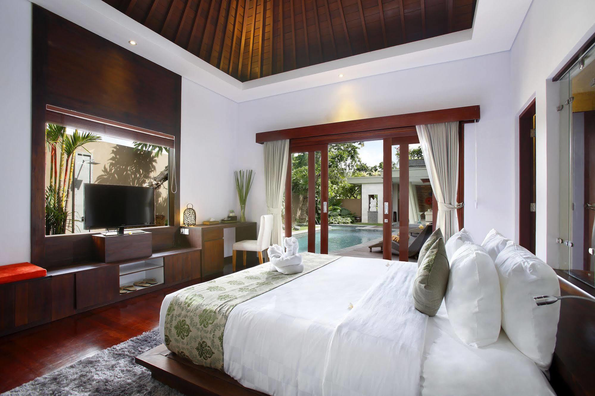 The Kasih Villas & Spa Seminyak Buitenkant foto