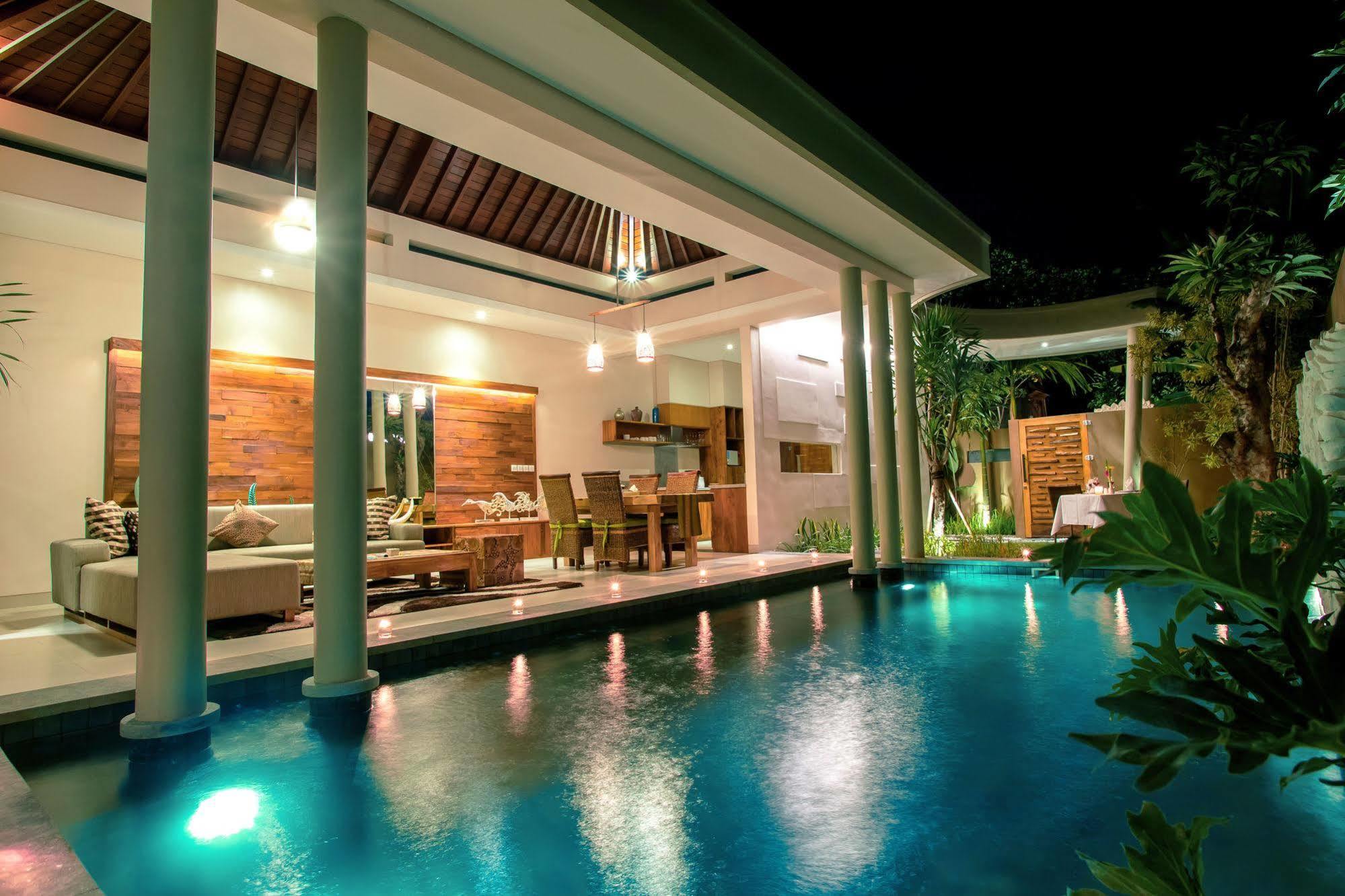 The Kasih Villas & Spa Seminyak Buitenkant foto