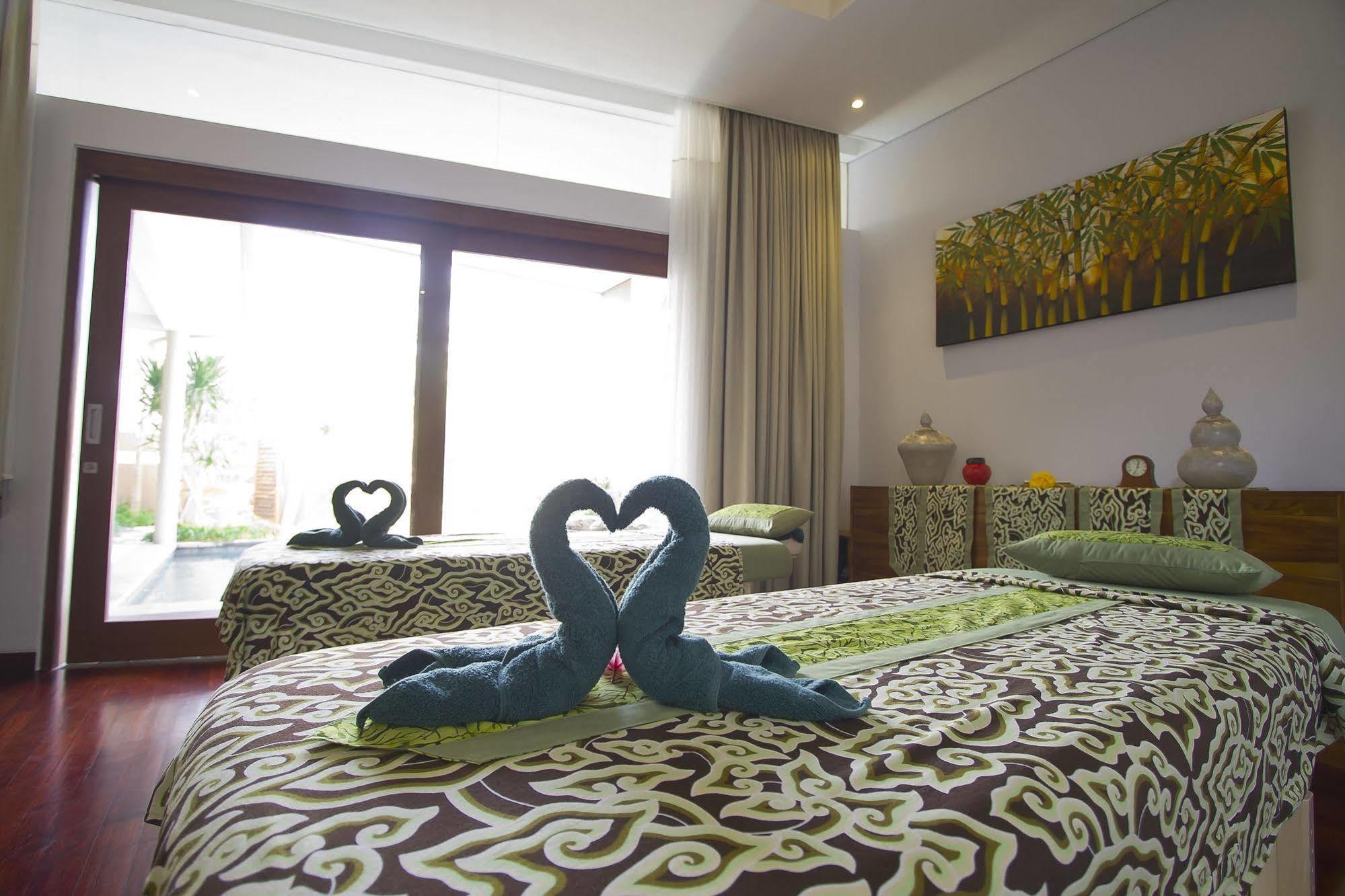 The Kasih Villas & Spa Seminyak Buitenkant foto
